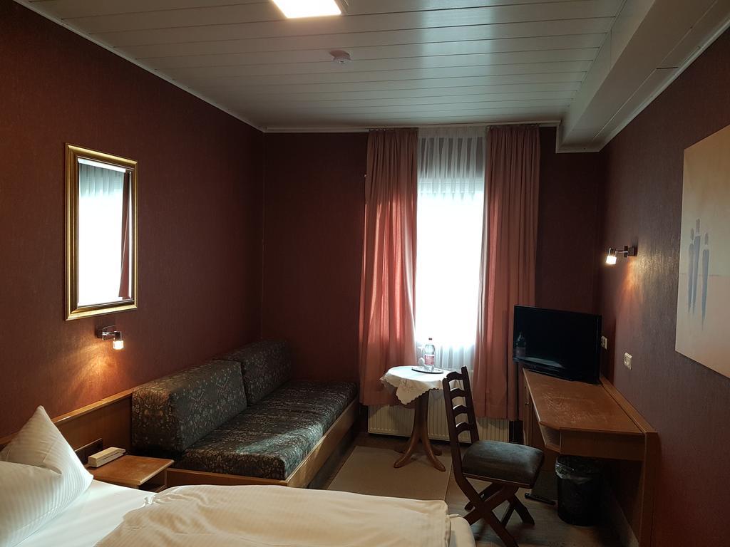 Charlottenhof Hotel Messel Esterno foto